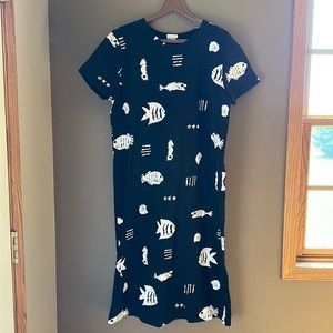 Women’s Cite fish dress; size XL